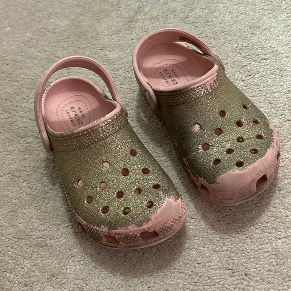 Crocs pink and gold glitter size 11 - Picture 1 of 5